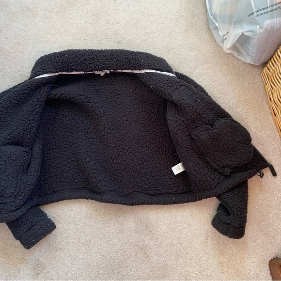 Ivory Ella Fleece Jacket - Picture 2 of 4